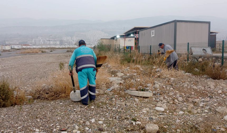 Dulkadiroğlu Belediyesi, Umut Konteyner Kent ve ilçe genelinde temizlik çalışmalarını sürdürüyor