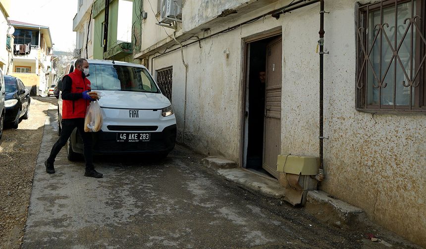 Kahramanmaraş’ta Ramazan ayında 65 yaş üstüne iftarlık ikramı
