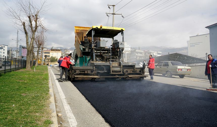 Kahramanmaraş’ta asfalt seferberliği