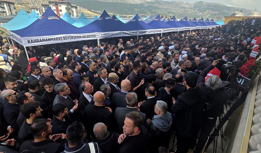 Kahramanmaraş’ta hayatını kaybeden 9 kişi son yolculuğuna uğurlandı