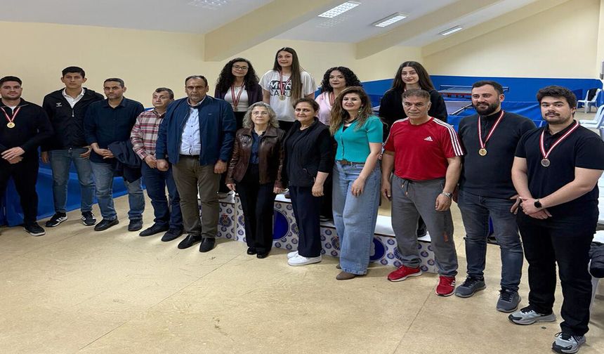 Gençlik Haftası Masa Tenisi Turnuvası sona erdi