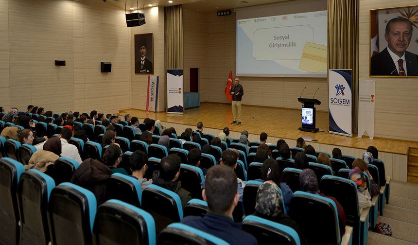 Gençler Sosyal fayda için yarışıyor
