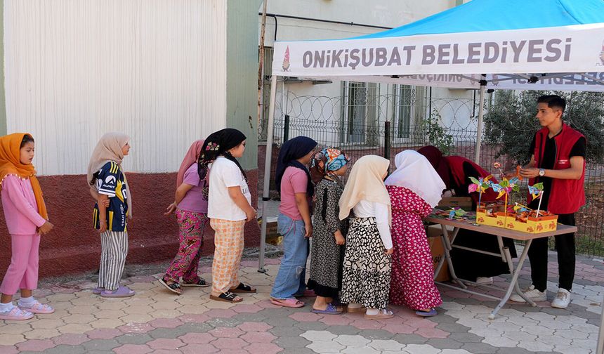 Onikişubat Belediyesi’nden Yaz Kur’an Kurslarına ‘Camiler Çiçek Açtı’ ile anlamlı destek