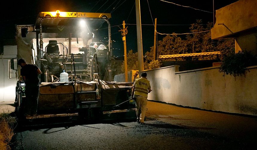 Büyükşehir, Yahya Kemal’de Asfalt mesaisini gece gündüz sürdürüyor