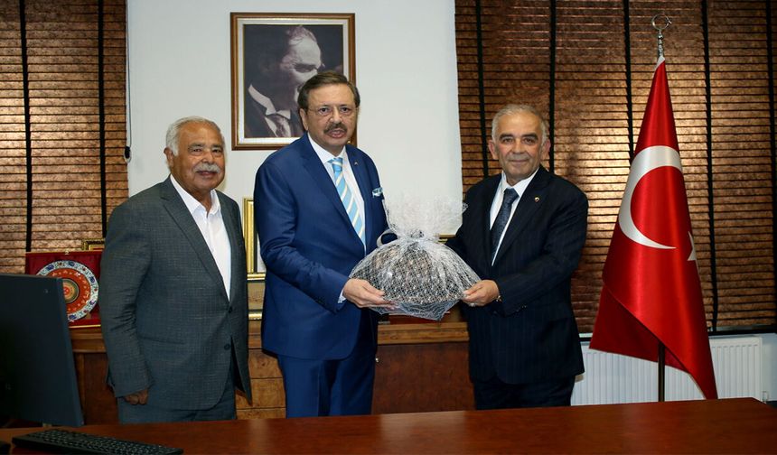 Hisarcıklıoğlu’ndan Kahramanmaraş Ticaret Borsası’na ziyaret
