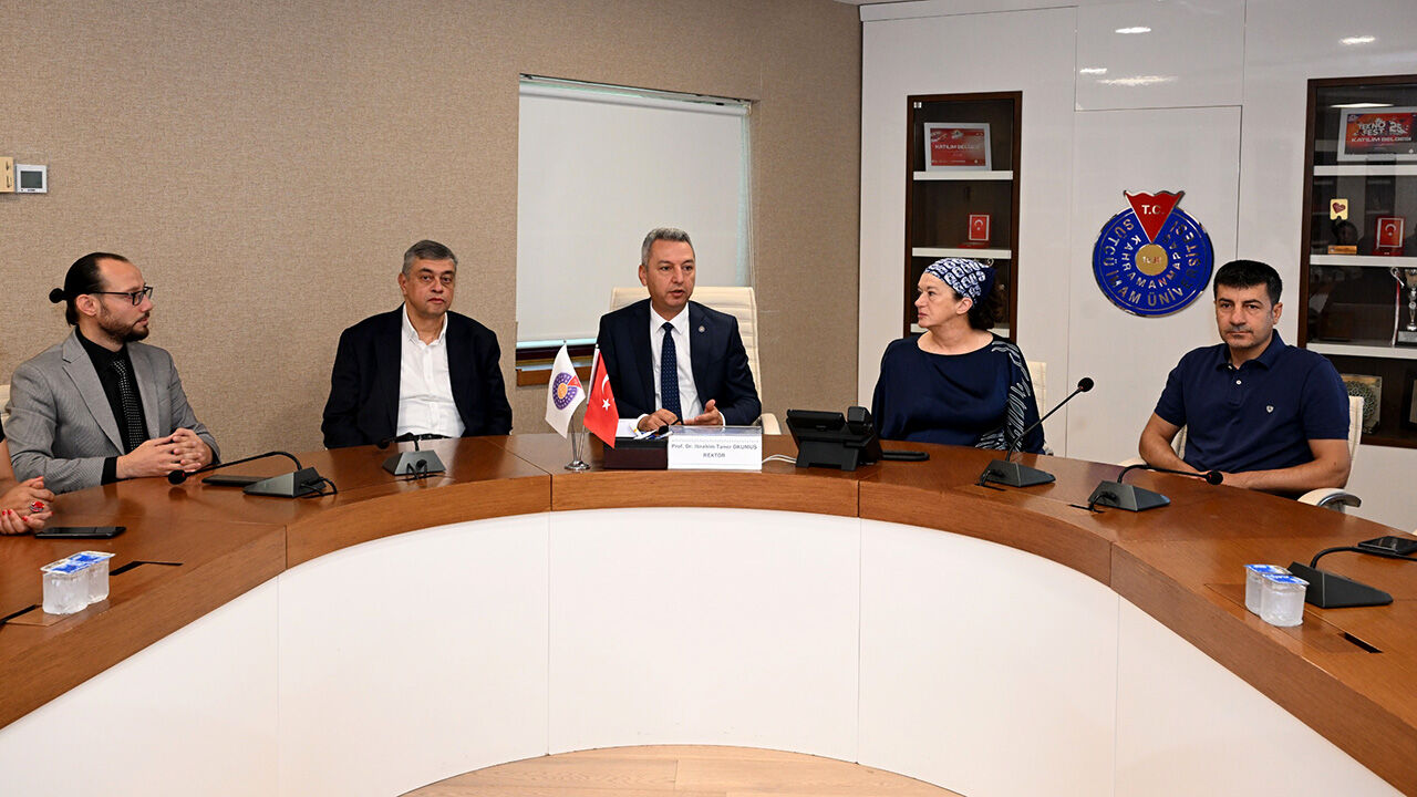 KSÜ’de Tekstil ve Moda Alanında iş birliği toplantısı düzenlendi