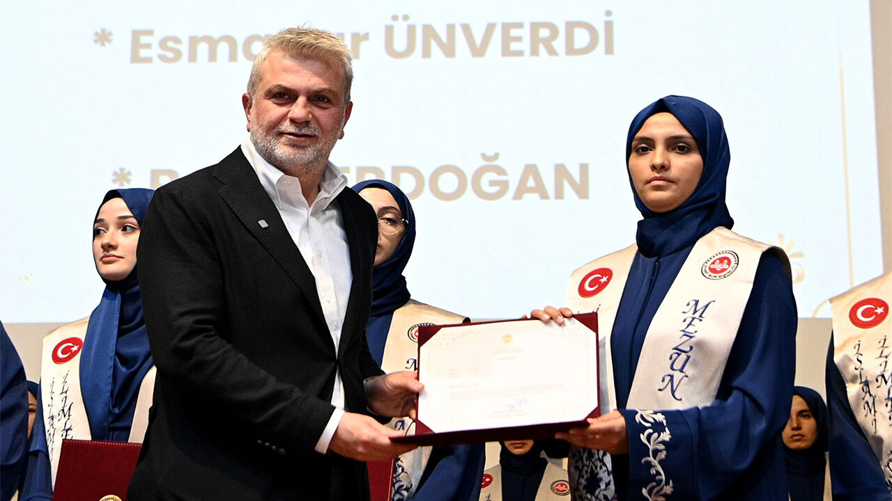 Başkan Görgel, 70 Hafızın mezuniyet sevincine ortak oldu